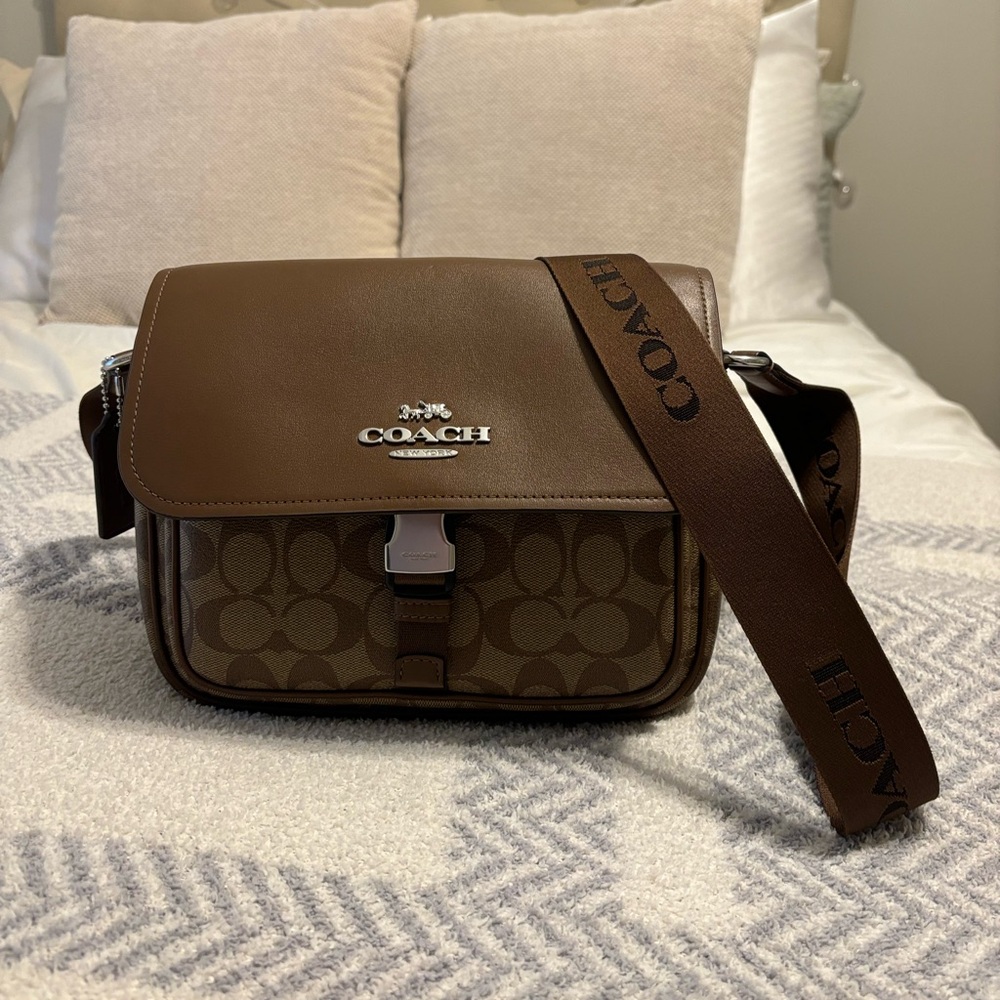 Coach Pace Messenger Bag